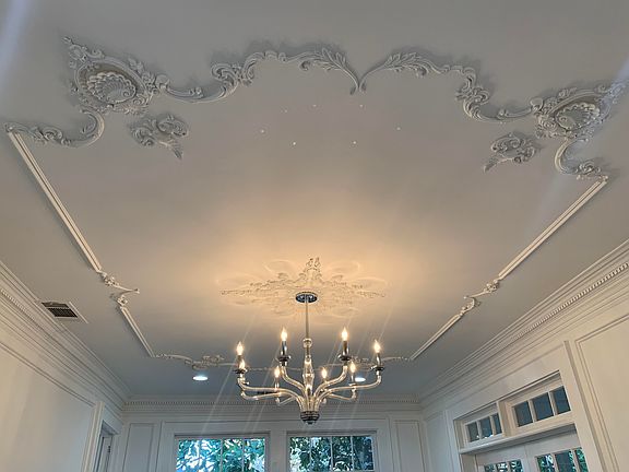 Living Room Ceiling 