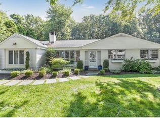 38 Tuxis Rd, Madison, CT 06443