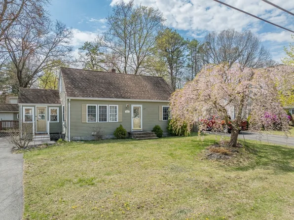 143 Gardens Dr, Springfield, MA 01119