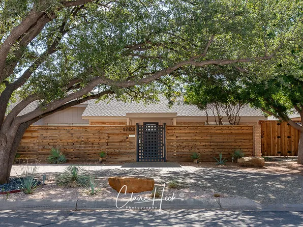 1703 Lexington St, Midland, TX 79705