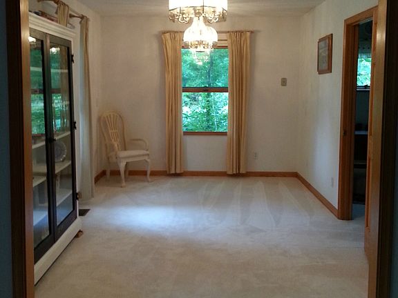 Dining Room/Third Bedroom