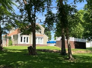 2475 S Haven Dr, Sedalia, MO 65301