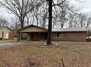 813 Hilton Rd, Anniston, AL 36207