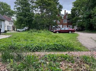 506 W High St, Urbana, IL