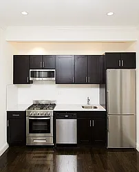 338 East 55th Street in Sutton Place