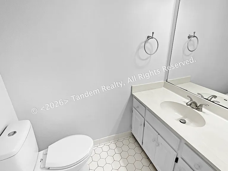 309 Oakcrest Cir (11)_04282026