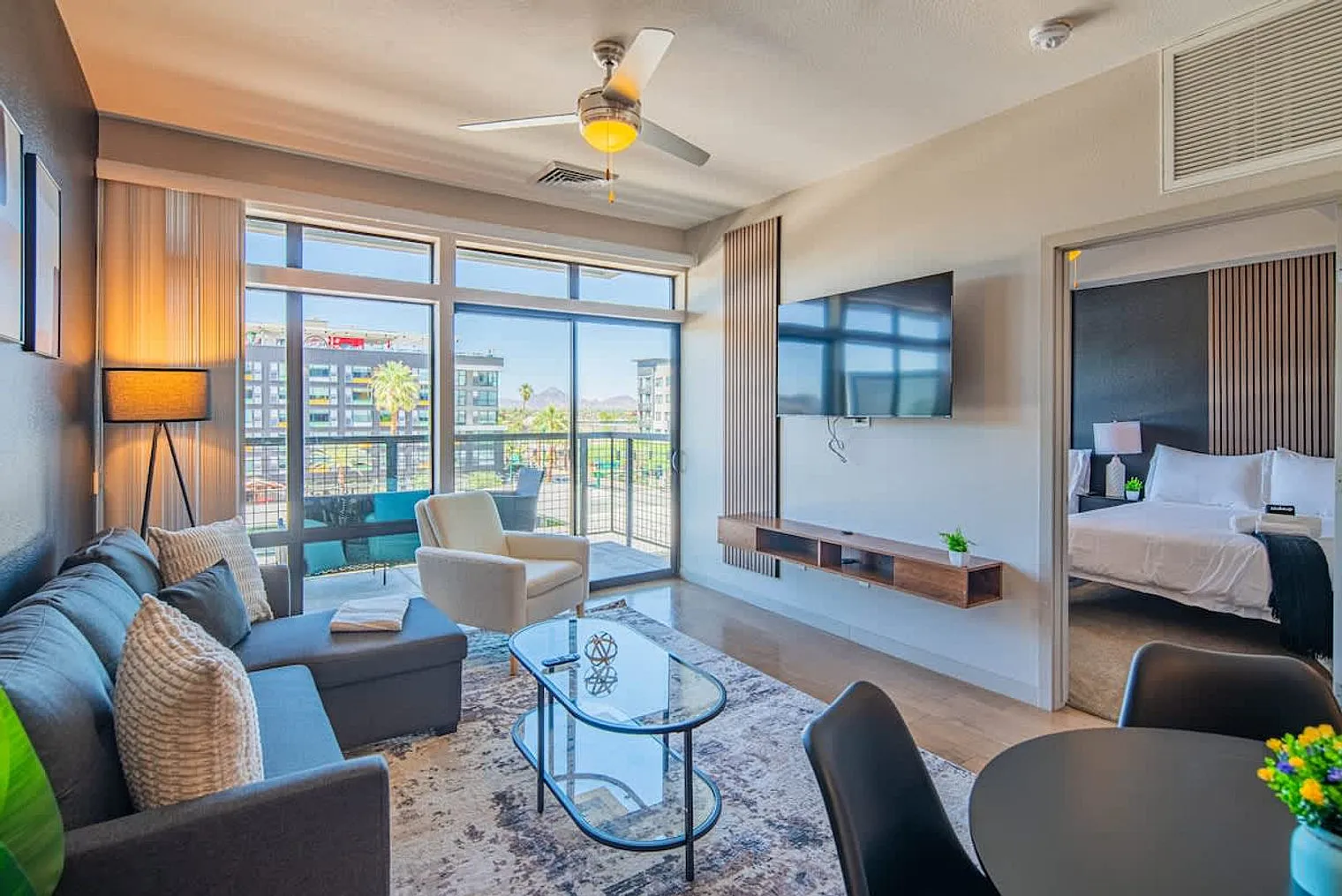 1 bed, 1.0 bath, 785 sqft, $3,211 — Photo 1