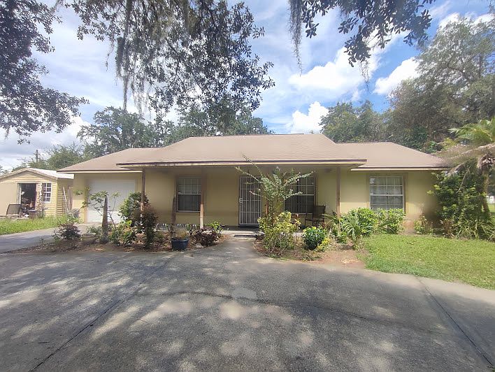 1st image of 2525 McMichael Rd #2