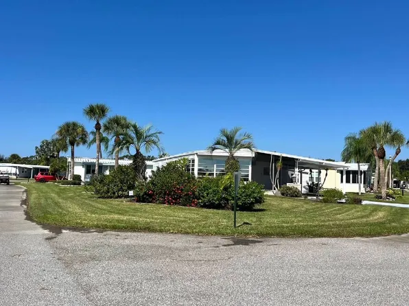 309 Avenue Of Dukes, Nokomis, FL 34275