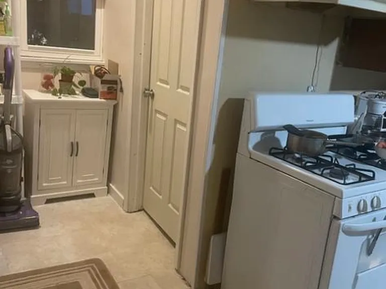 529 Columbus Ave — Photo 1