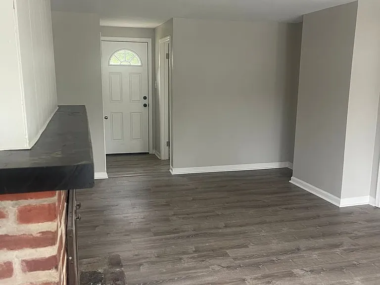 4803 Paulson Dr — Photo 7