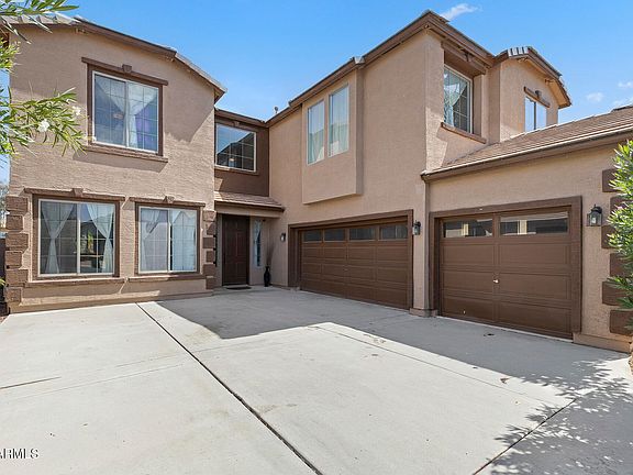 2nd image of 43266 W LINDGREN Drive