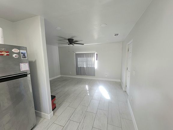 5th image of 19699 Avenue 195