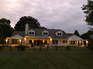 300 Golfview Dr, Saginaw, MI