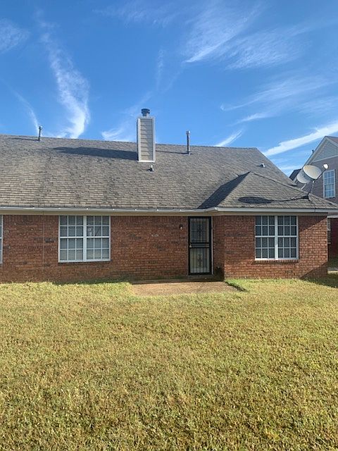 2nd image of 6393 Valley Oak Dr