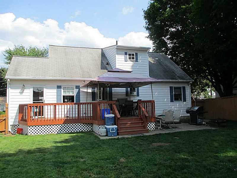 2nd image of 95 Eliot Ave