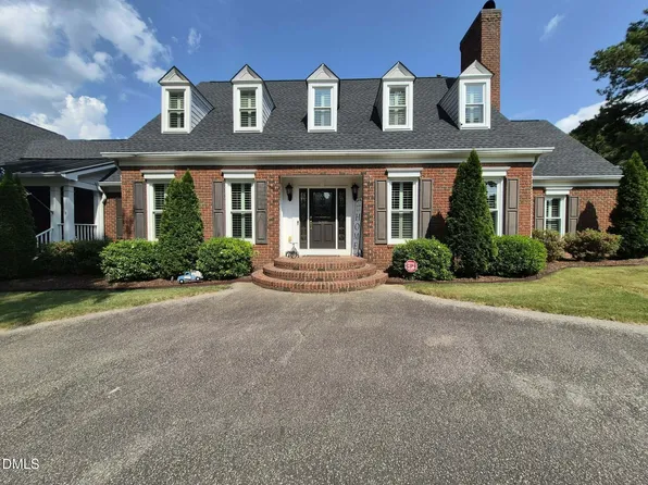 5708 Castlebrook Dr, Raleigh, NC 27604