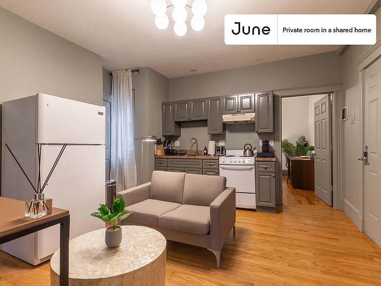 55 Park Dr #C — Photo 7