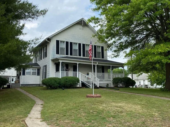 301 Pearl St, Bedford, IA 50833