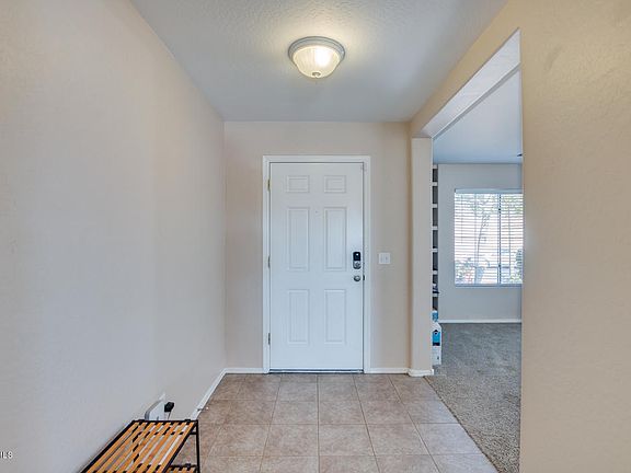 4th image of 7144 S Skylark Ln