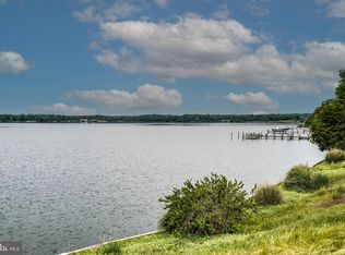 17991 Rosecroft Rd, Lexington Park, MD 20653