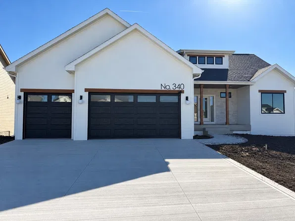 340 NW Red Oak Dr, Waukee, IA 50263