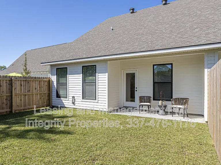 105 Foster Grove Dr — Photo 13