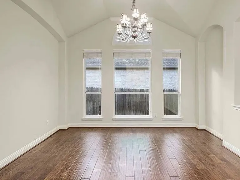 11405 Larue Belle Ln — Photo 12