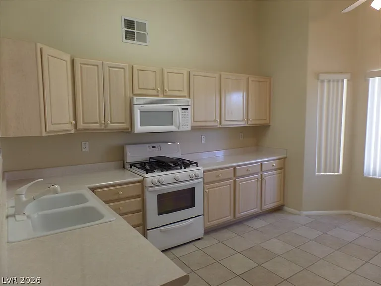 3917 Lazy Pine St #201 — Photo 8