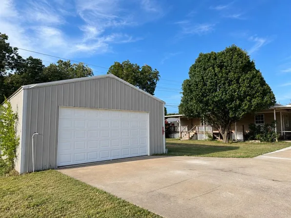 1429 Pastusek Ave, Prague, OK 74864