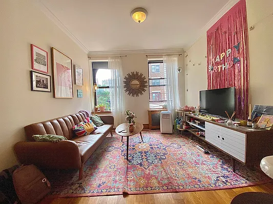 Rented by Oxford Property Group | media 15