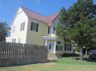 309 E 7th St, Olustee, OK 73560