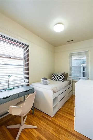 2427 Ellsworth St — Photo 212