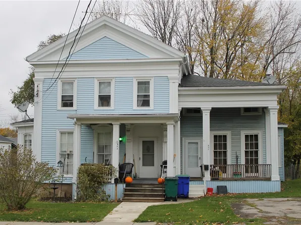 221 W Park St, Albion, NY 14411