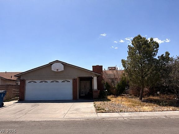 2nd image of 1819 Shagbark Ln