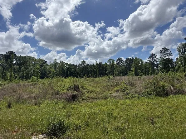 Newsome Rd, Pineville, LA 71360