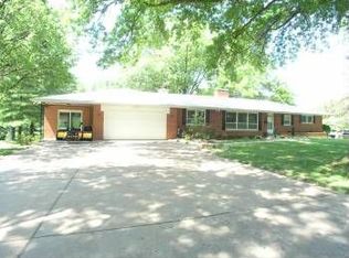 4910 Valley Crest Dr, Saint Louis, MO