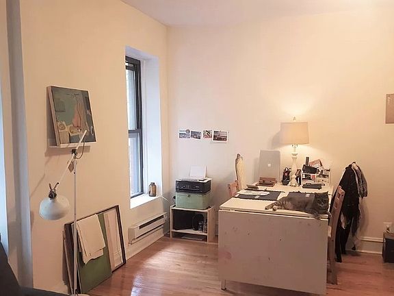 4th image of 400 E 78th St APT 2