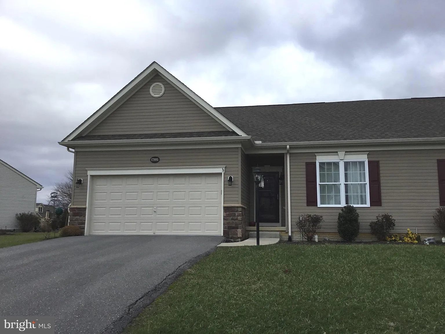 17995 Constitution Cir photo 1