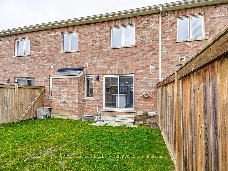 329 Gooding Cres — Photo 45