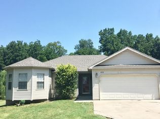2753 W Delmar St, Springfield, MO 65802
