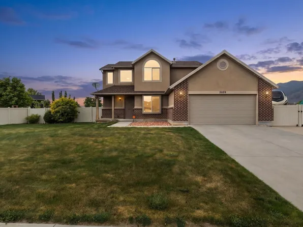 2028 Morningside Dr, Farmington, UT 84025