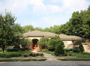 37 Woodland Trl, Rochester, IL 62563