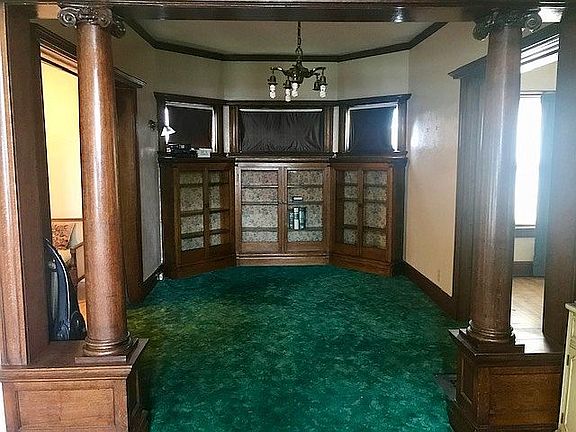 5th image of 1103 N Iowa Ave