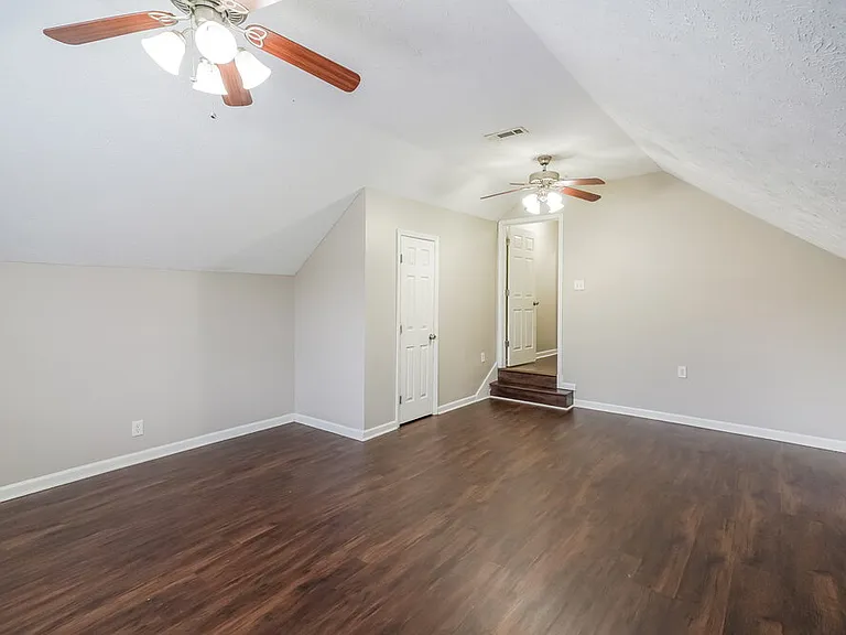 208 Painter Dr — Photo 12