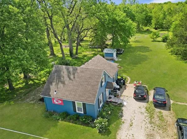 1829 Dakota St, Leavenworth, KS 66048