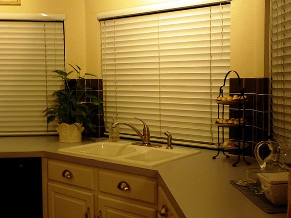 Kitchen counter