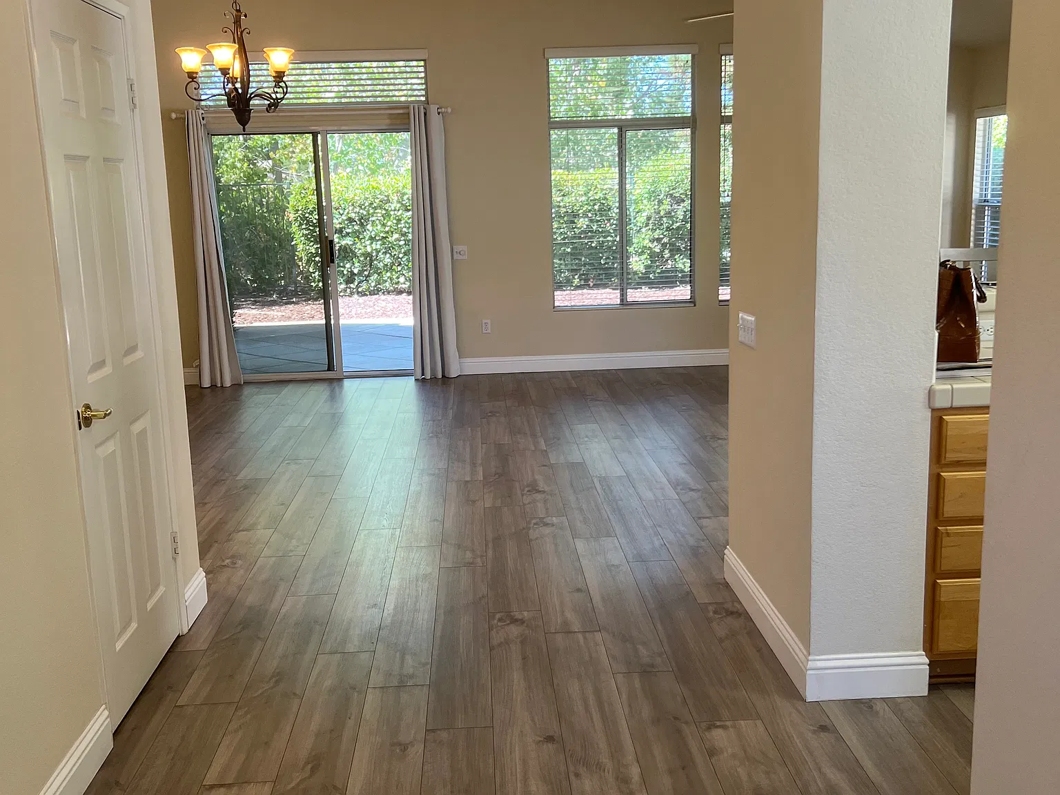 2 bed, 1337 sqft, $2,695 — Photo 2