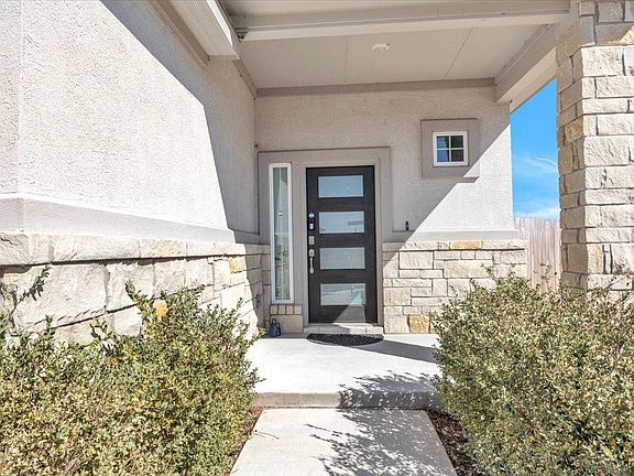 2nd image of 12620 Penguin Path