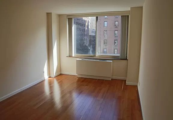 4th image of 250 W 90th St APT 9I